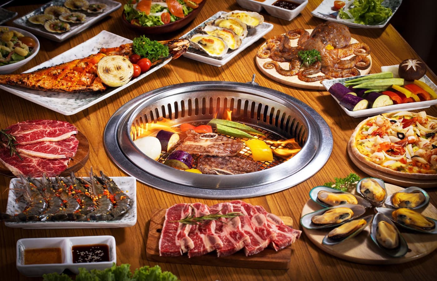 Bàn tiệc buffet lẩu nướng Hana